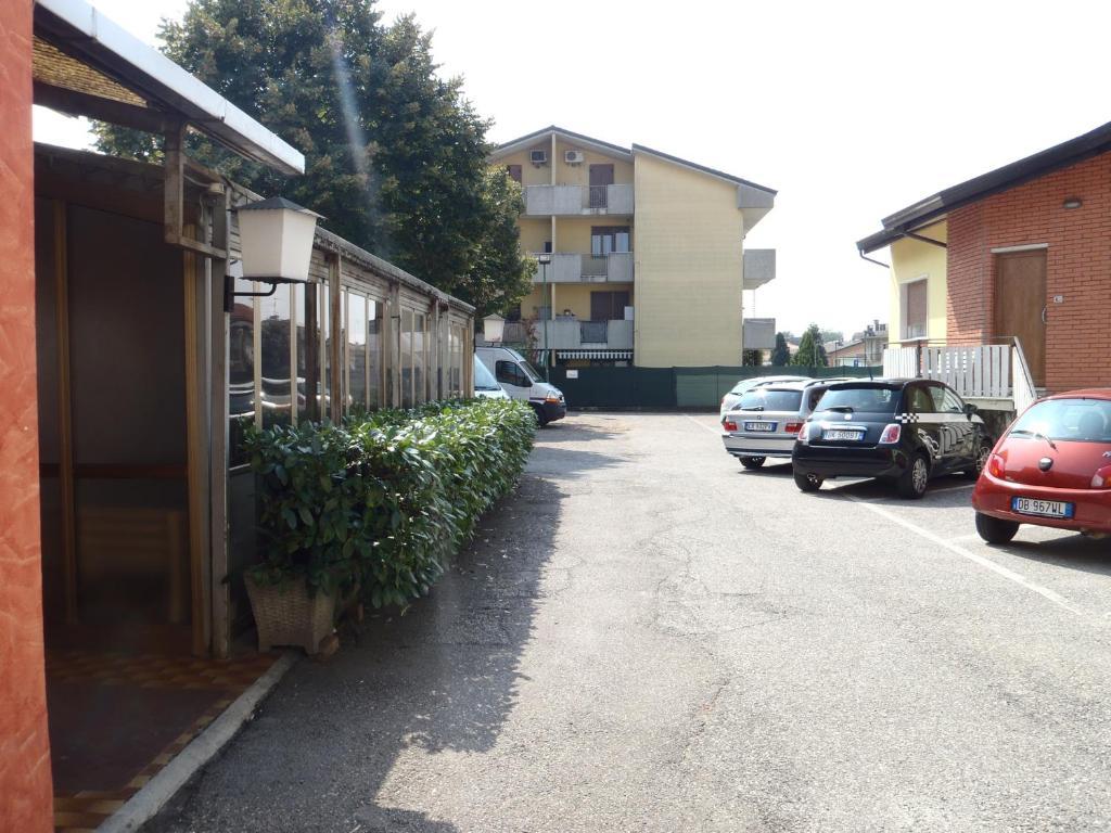 Albergo Pizzeria Sole San Giovanni Lupatoto Zewnętrze zdjęcie