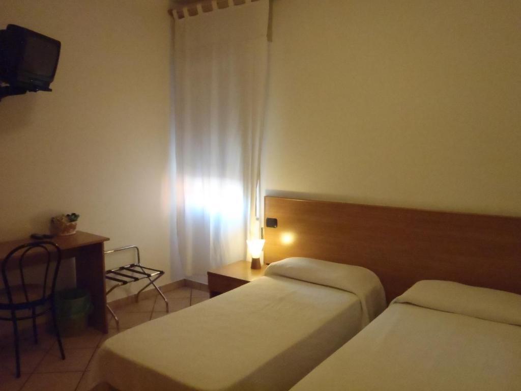 Albergo Pizzeria Sole San Giovanni Lupatoto Zewnętrze zdjęcie